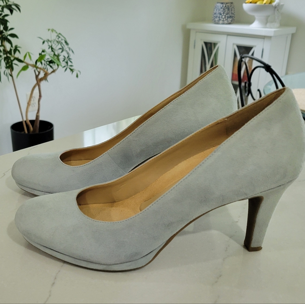 NATURALIZER SUEDE LEATHER PUMPS LIGHT BLUE SZ 8